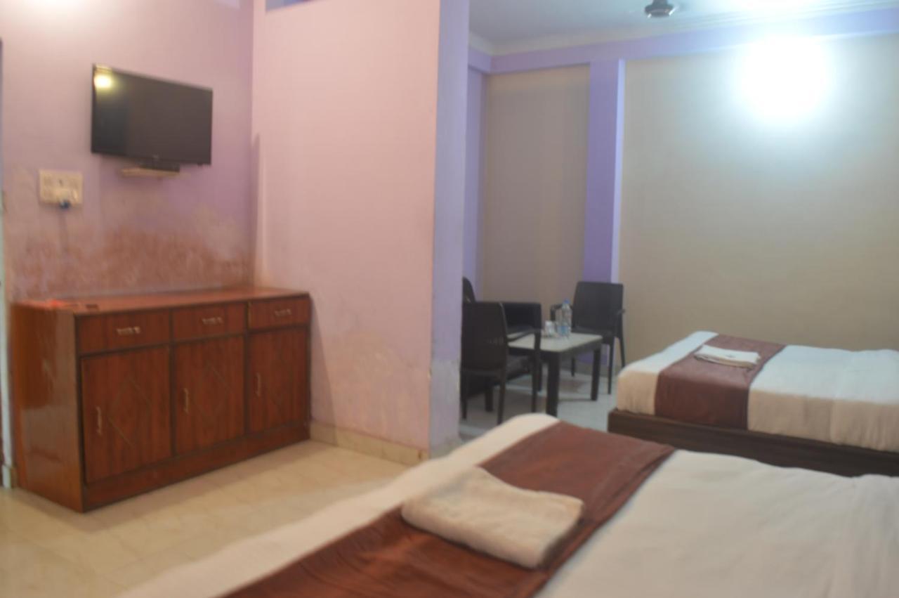 Hotel Apsara , By Soank Hospitality Haridwār Eksteriør billede