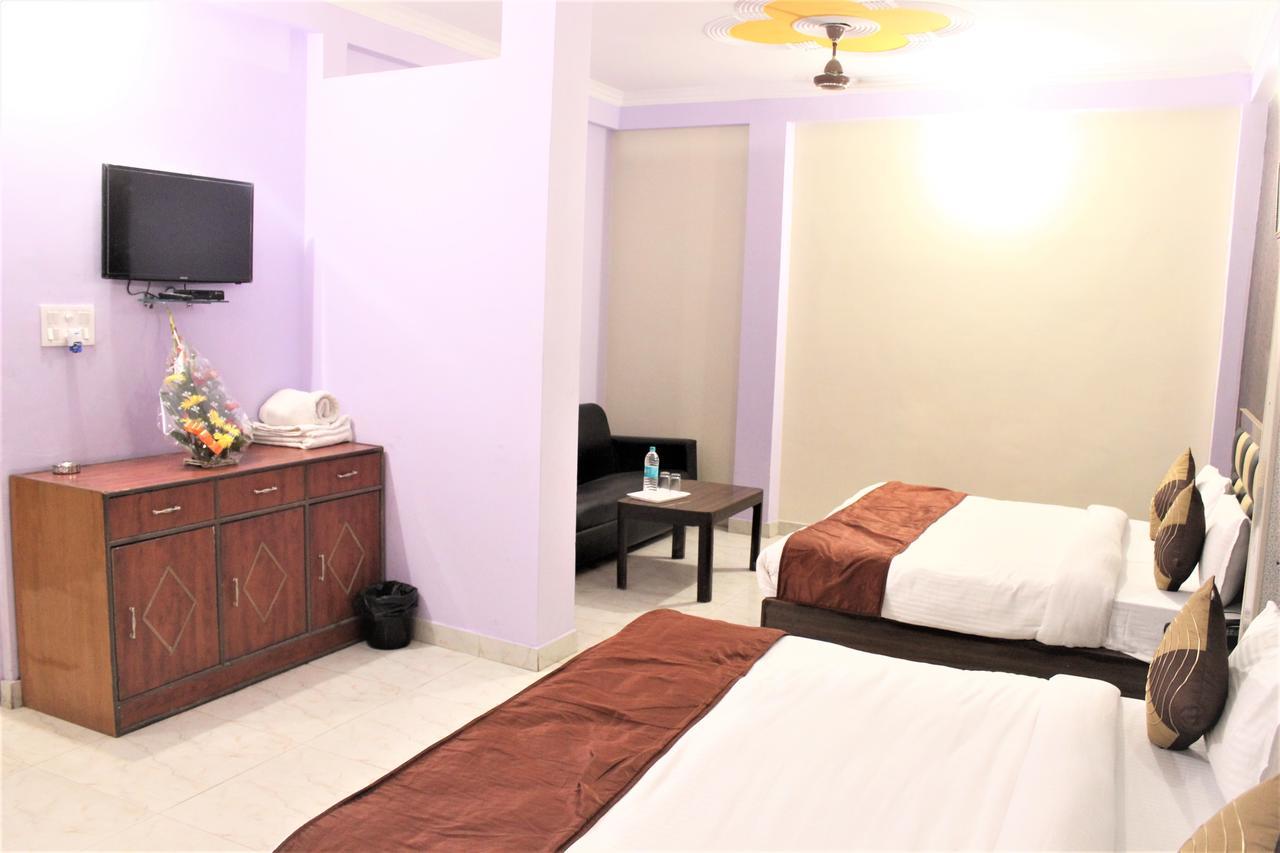 Hotel Apsara , By Soank Hospitality Haridwār Eksteriør billede